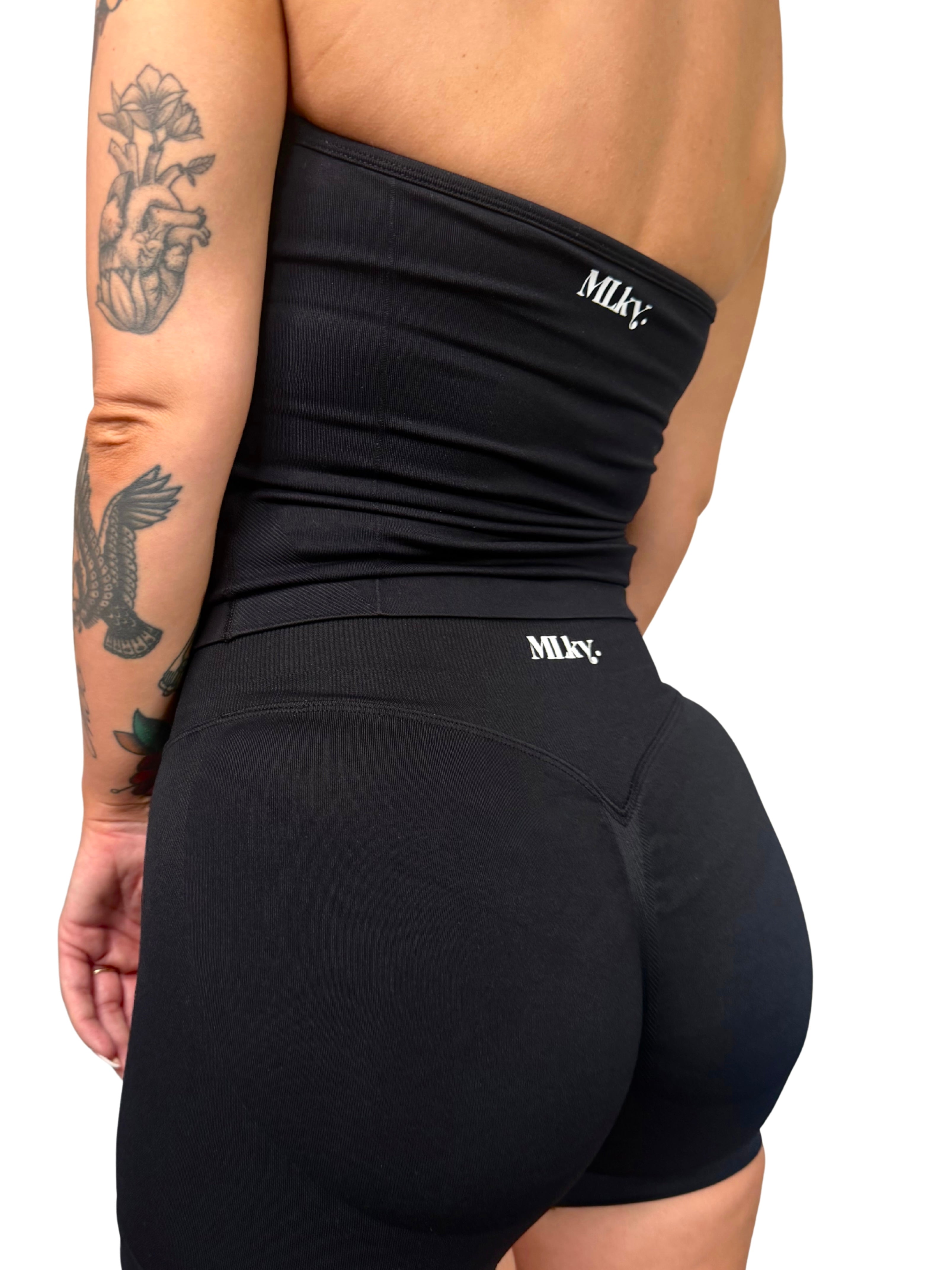 Glow Shorts Essential